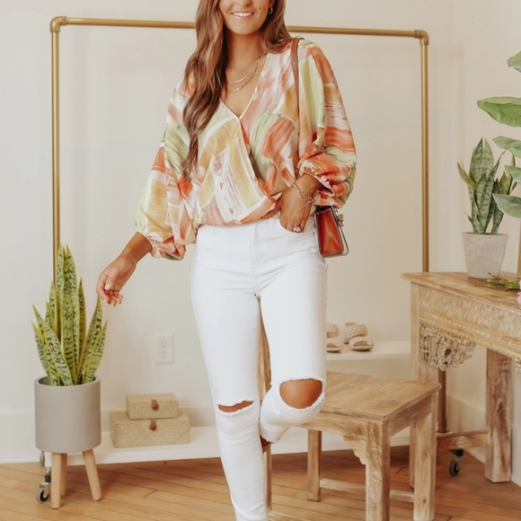 Dolman Sleeve Pastel Print Blouse - Picture 4 of 5